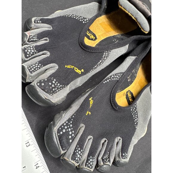 Vibram FiveFingers Black & Gray Minimalist Toe Shoes (fit woman’s 7.5-8) Unisex - Picture 5 of 7